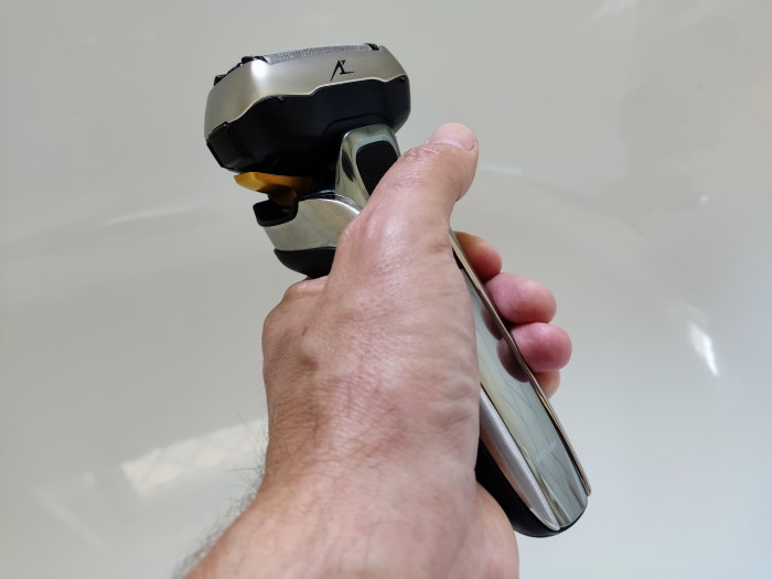 Panasonic Arc 5 Review (3rd Generation) - It's a Beast of a Shaver