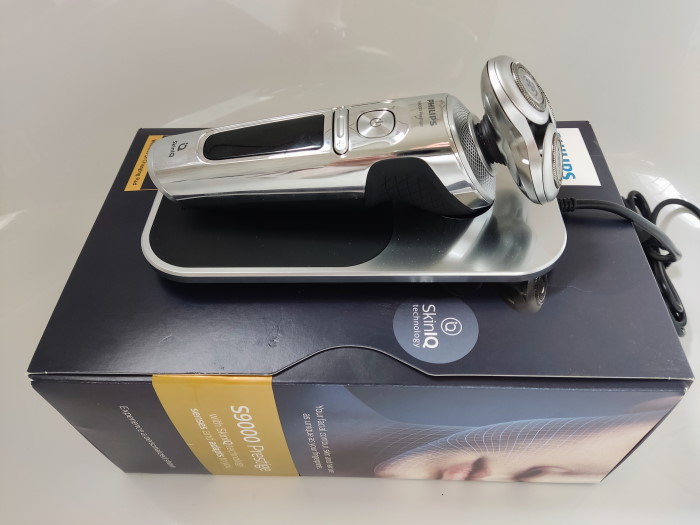 Braun Series 9 vs. Philips 9000 Prestige: Which Shaver is Better?