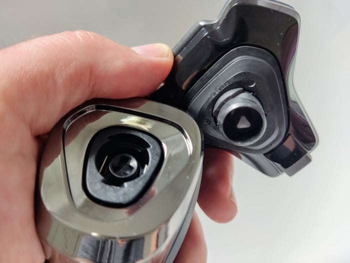 removing head section of Philips Norelco S7788 series 7000 shaver