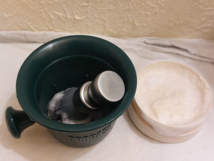 Proraso Professional Shaving Mug with shaving brush and soap