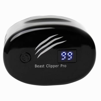Skull Shaver Beast Clipper PRO head showing battery charge