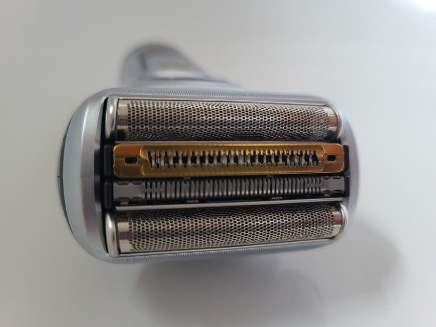 Close up of Braun Series 9 Pro shaver laying with its head showing