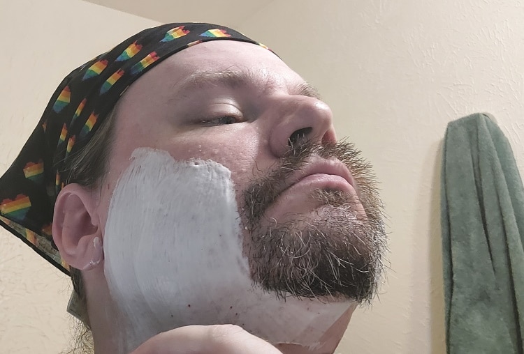 Robert shaving against the grain using a dovo shavette razor