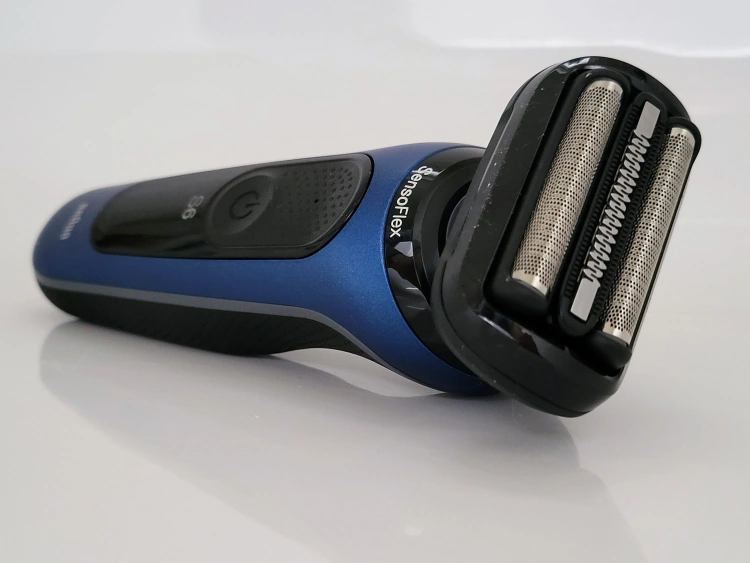 Braun Series 6 Review (SensoFlex Models) - Easy On The Skin