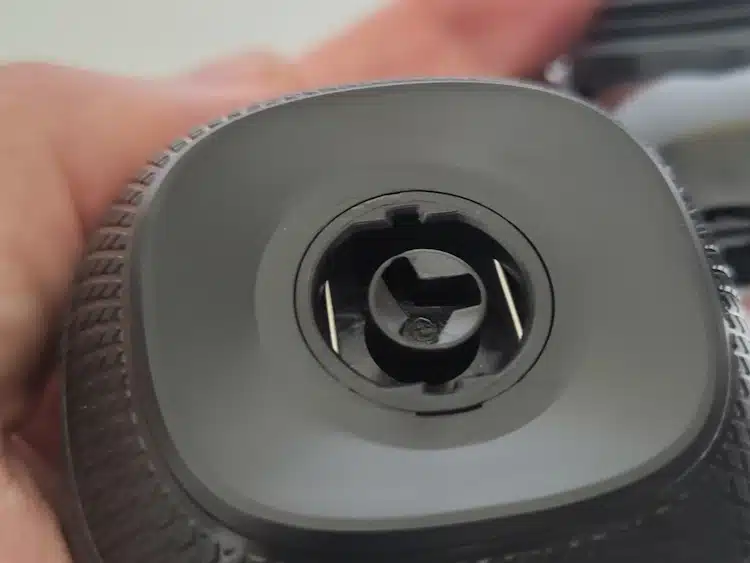 close up of Groomie BaldiePro blade attachment section
