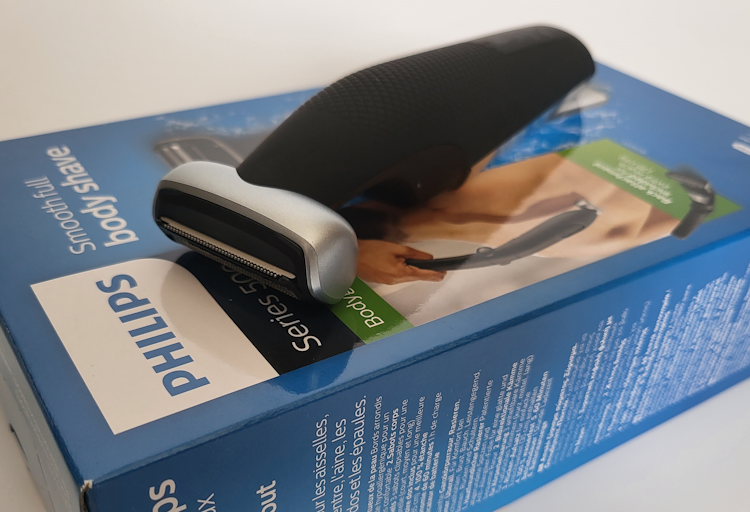 Philips Norelco Bodygroom 5000 Series facing forwards on its presentation box
