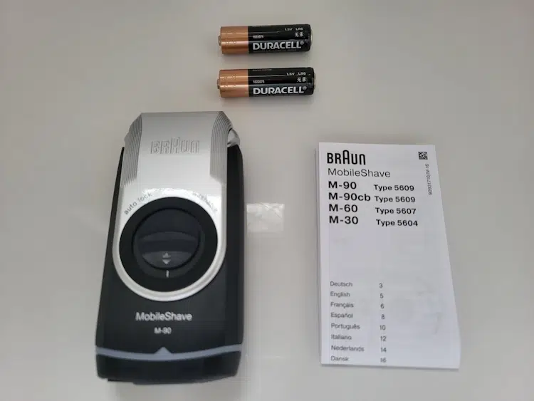 Braun MobileShave M-90 shaver with batteries and instruction manual