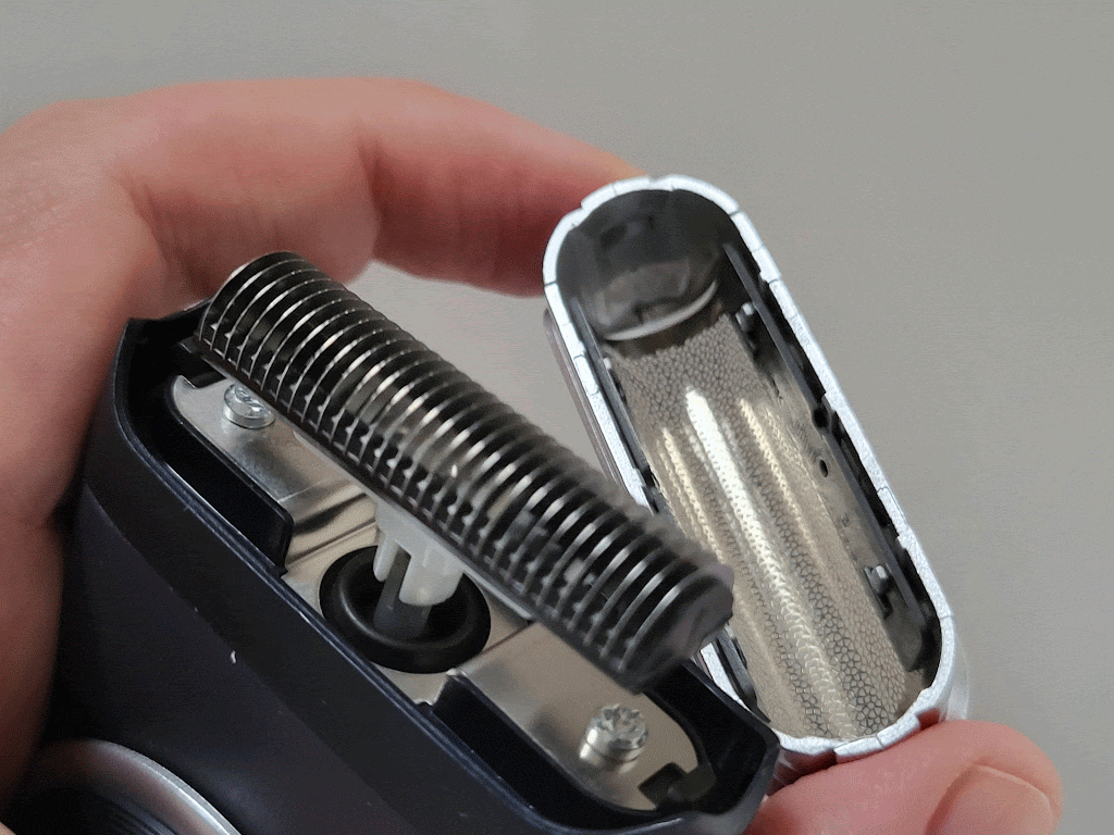animation of the Braun MobileShave M-90 shaver foil section being removed