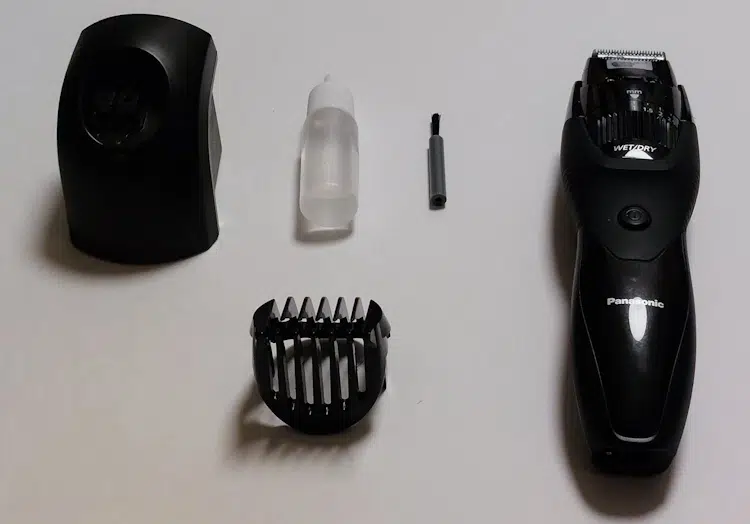 Panasonic ER-GB42 Beard Trimmer unboxed with all components