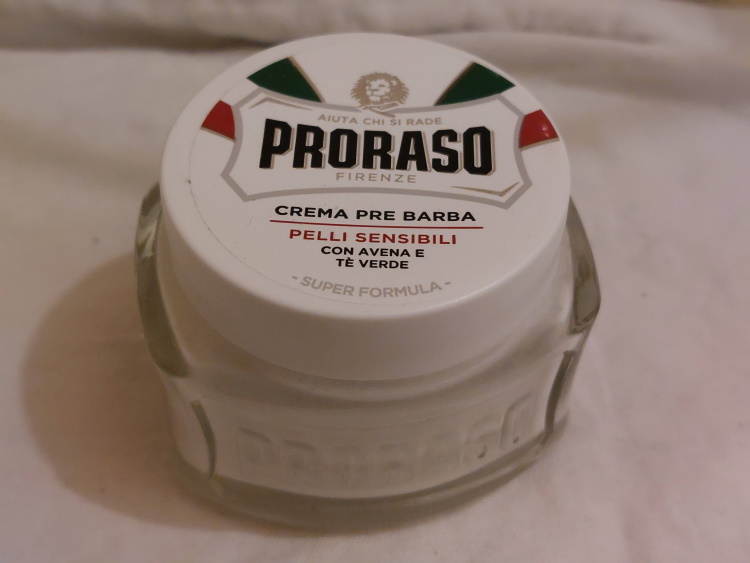 Proraso Pre-Shave with Oatmeal and Green Tea Pre-Shave Cream in Jar