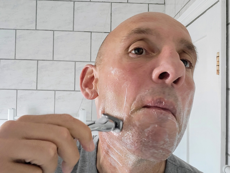 Shaving With Gel and Schick Quattro Titanium Razor