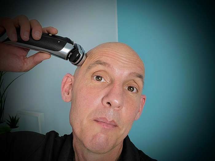 Jason Jones head shaving with Braun Series 9 pro plus shaver