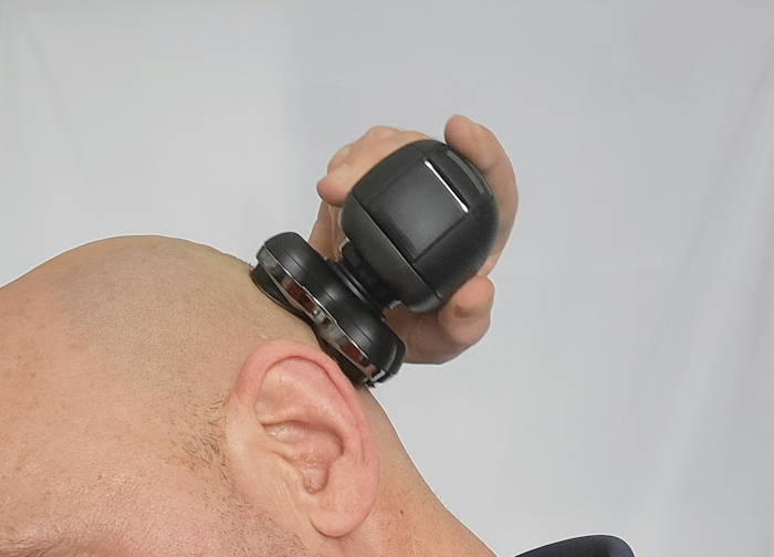 shaving the back of the head with Remington RX7