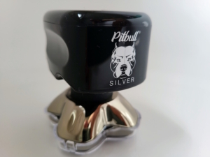 Skull Shaver Pitbull Silver Pro standing on blades displayed