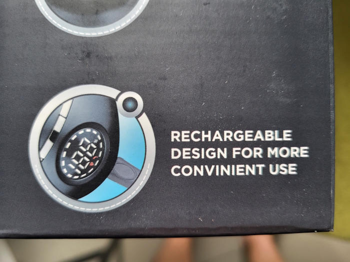close up misspelling on Veroshave head shaver box