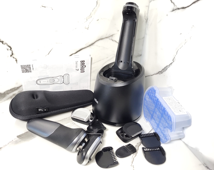 Braun series 7 7177 model bundle unboxed with all components laid out