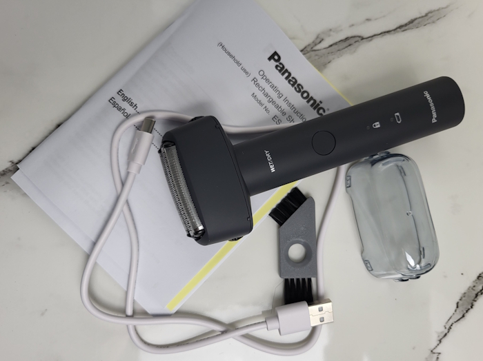 Panasonic ES-RM3B unboxed with all components laid out
