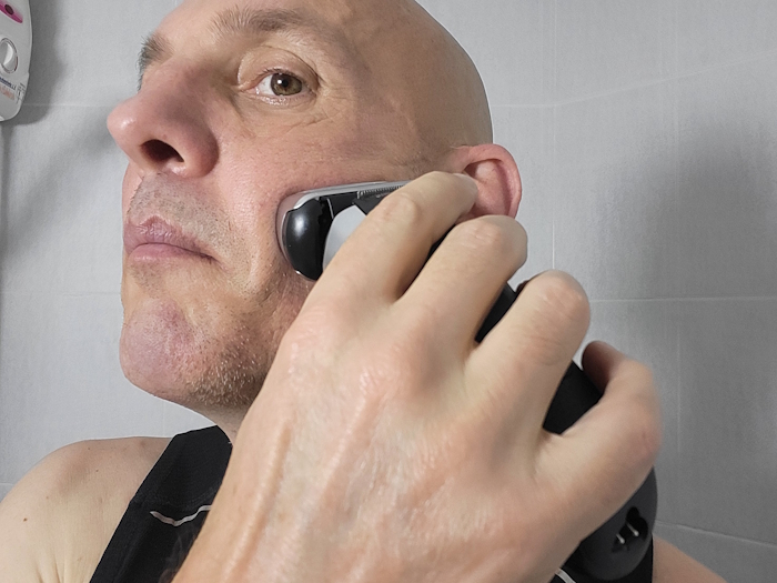 Jason Jones shaving with Braun Series 8 shaver 