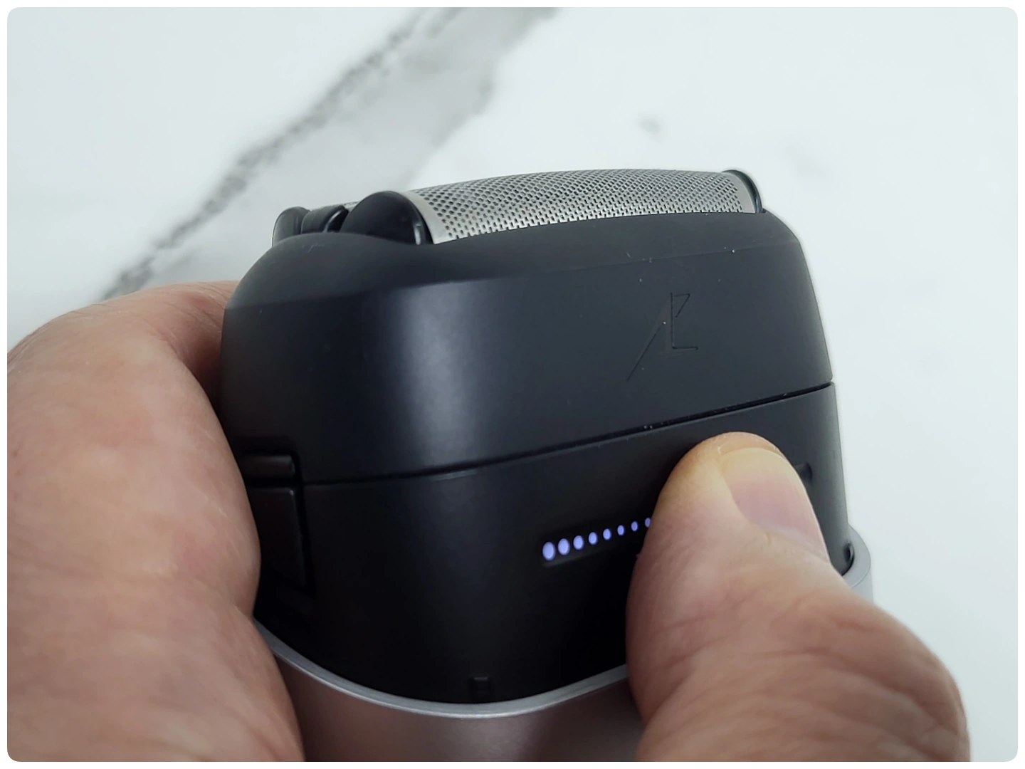 Panasonic ES-CM3 Shaver using swipe feature activated