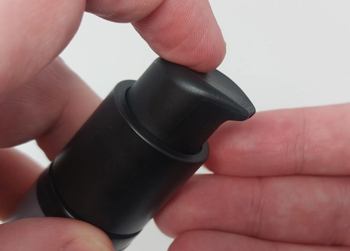 Manscaped Beard Oil pump top design