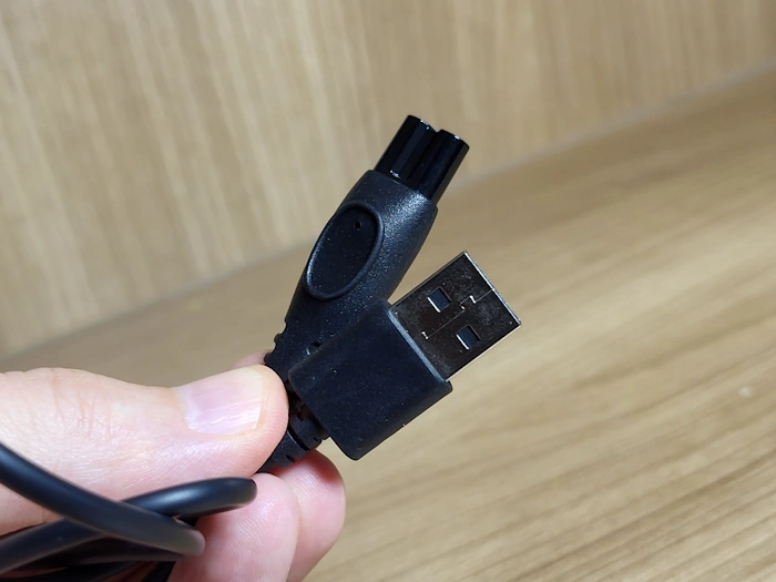 Philips X9000 power cable displaying both end connections