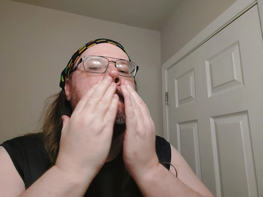 Robert using the Every Man Jack Aged Bourbon Beard Oil Robert using the Every Man Jack Aged Bourbon Beard Oil