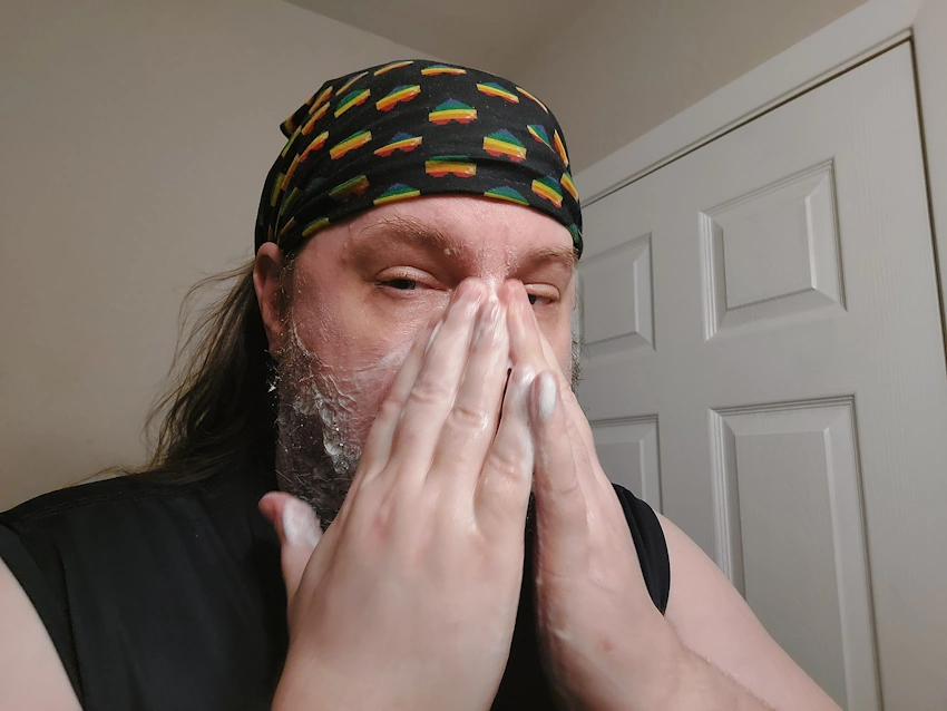 Robert using Every Man Jack Aged Bourbon Beard Wash Robert using Every Man Jack Aged Bourbon Beard Wash