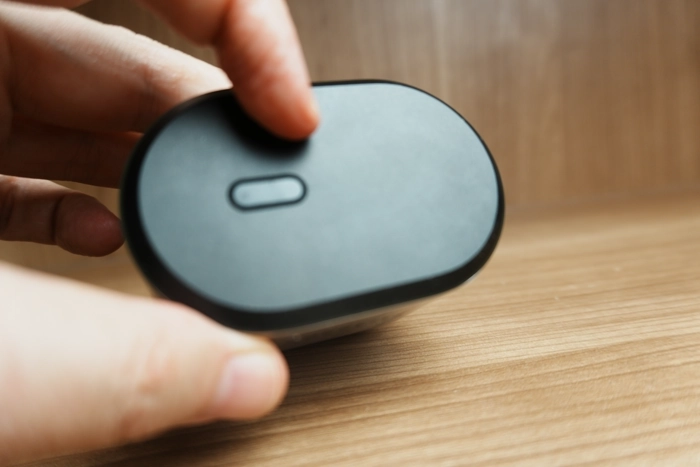 Aberlite Touch 2 power button location