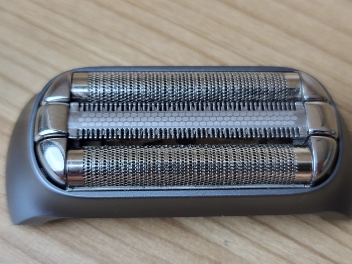 Laifen P3 Prohead laid on wooden top