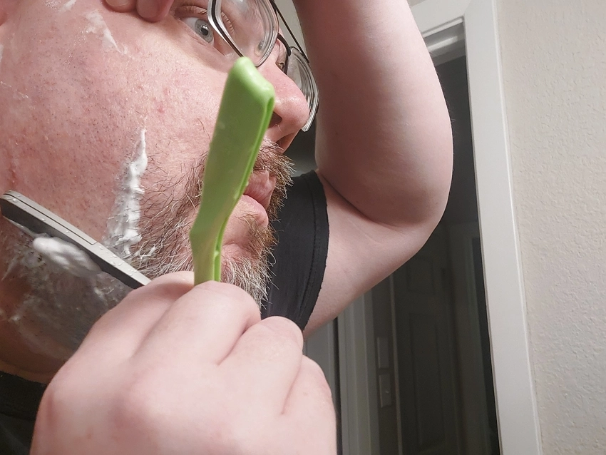 Robert shaving with Feather SS Club Shavette